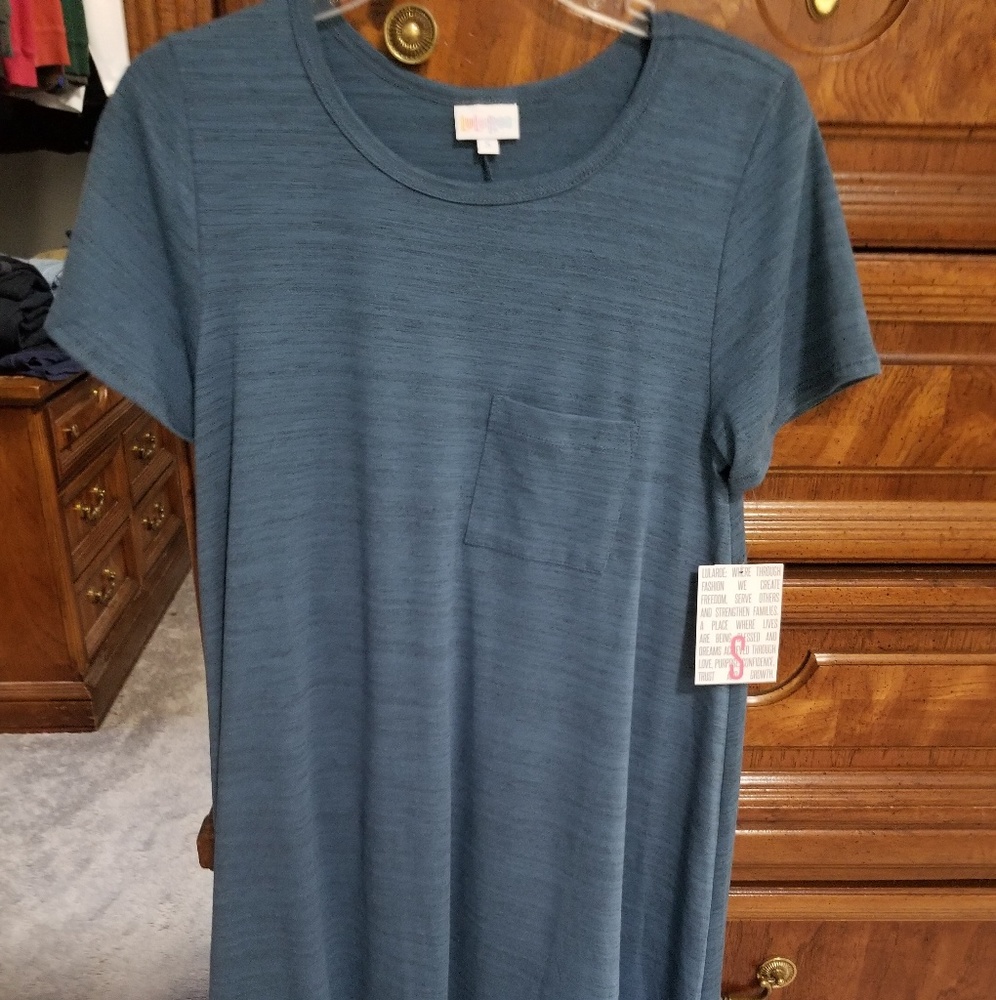 Nwt lularoe carly